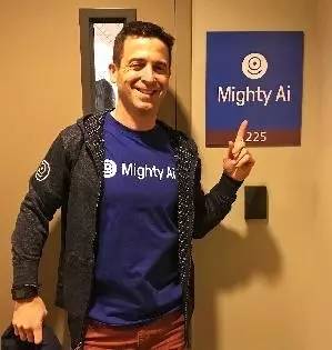 从哈佛到伯克利，从微软到AI创业，我却在右心室发现了致命血块