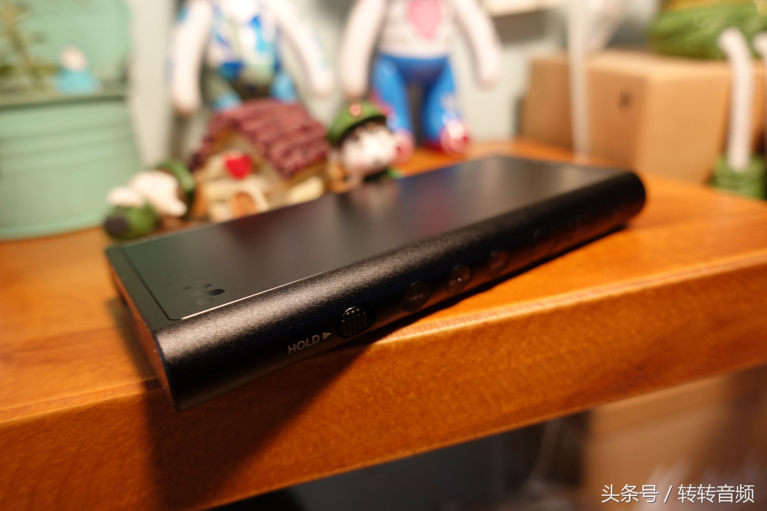 索尼zx300a和艾利和对比评测,索尼zx300a测评多少钱