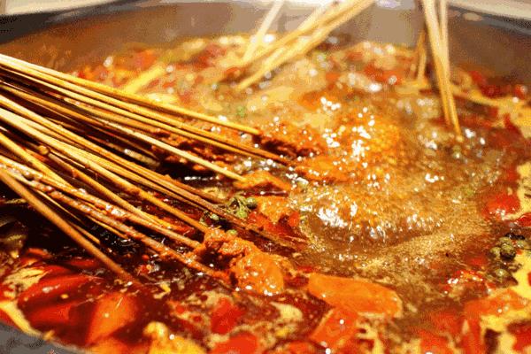 袁记串串香和宏姐串串香啥关系,袁记串串香事件