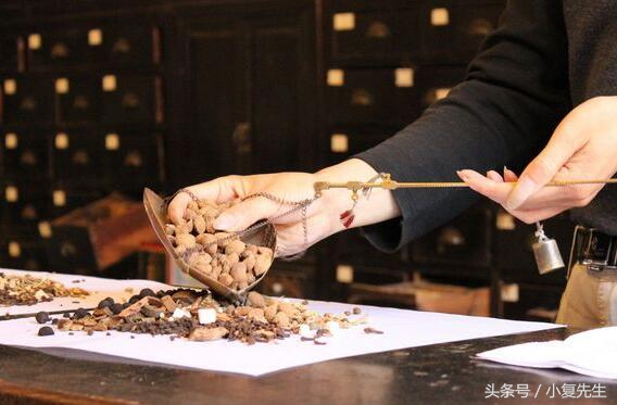 肾炎尿蛋白高怎么治,肾炎的中医辨证治疗方剂