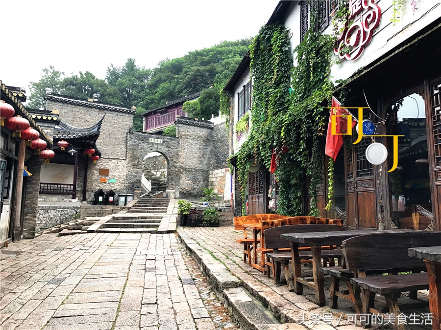 镇江大华面馆赤豆糊,镇江金山寺大华锅盖面