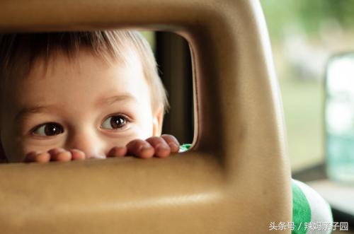 宝宝爱摸「下面」怎么办?家长再尴尬这两件事也不要做