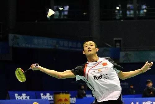 被推过顶球瞬间愁白头，两个小技巧帮你摆脱困境