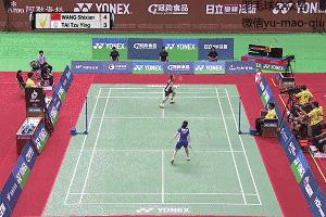 被推过顶球瞬间愁白头，两个小技巧帮你摆脱困境