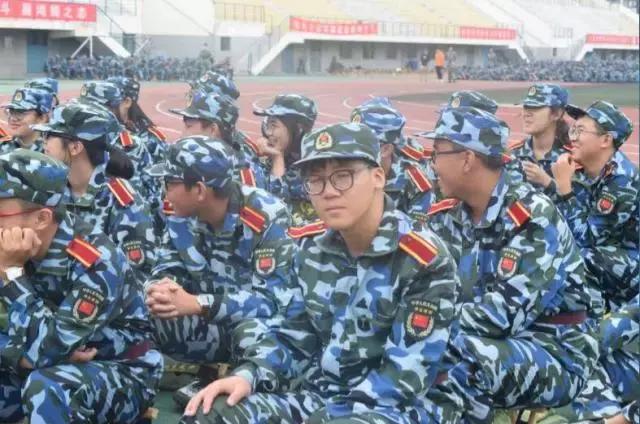 鍐涜惀宀佹湀閲庤惀璁粌瑙嗛,閮ㄩ槦杩峰僵鐢熸椿瑙嗛