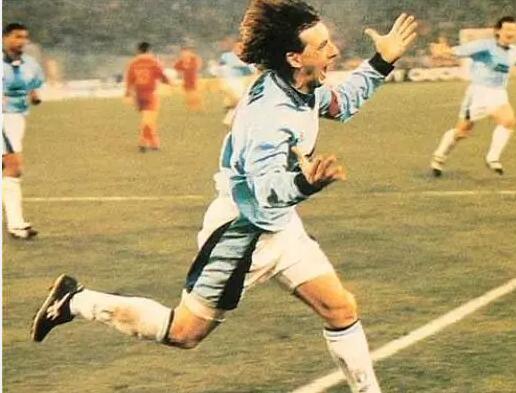 曼联对尤文回顾,曼联主场苦战尤文我们看到了什么