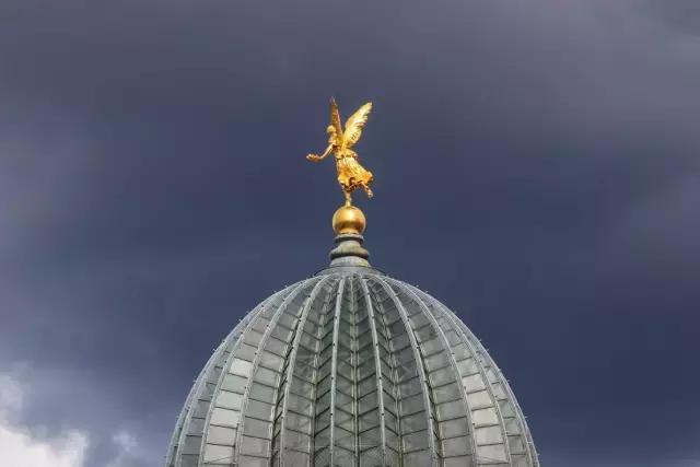 腾龙20-40f2.8风光摄影,腾龙18-400mm镜头都可以拍摄什么