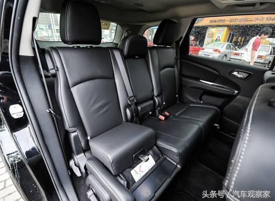 道奇酷威纯黑色,霸气道奇