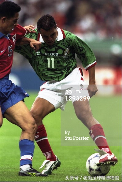 专业的足球鞋有哪几个品牌,曾经的足球鞋知名品牌有哪些