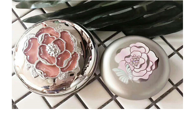 雪花秀气垫和whoo气垫哪个好用,whoo和雪花秀哪个气垫好用