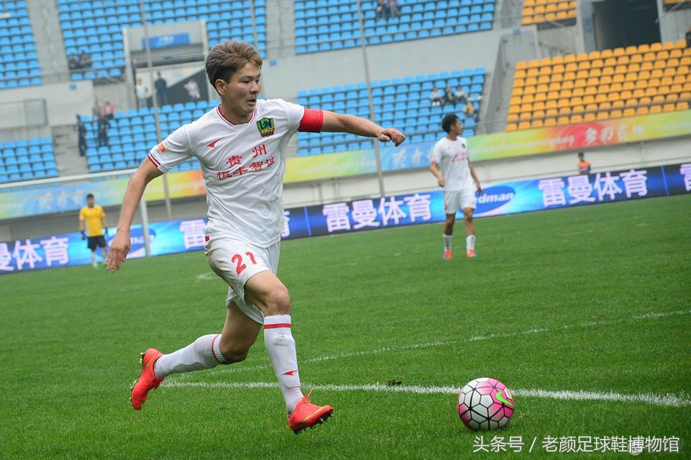 专业的足球鞋有哪几个品牌,曾经的足球鞋知名品牌有哪些