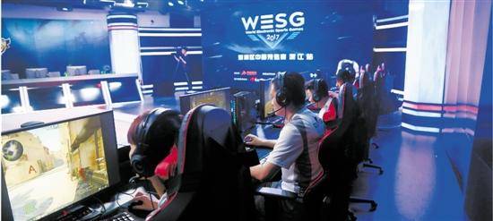 涓撹鐜嬪啝,涓撹闃块噷