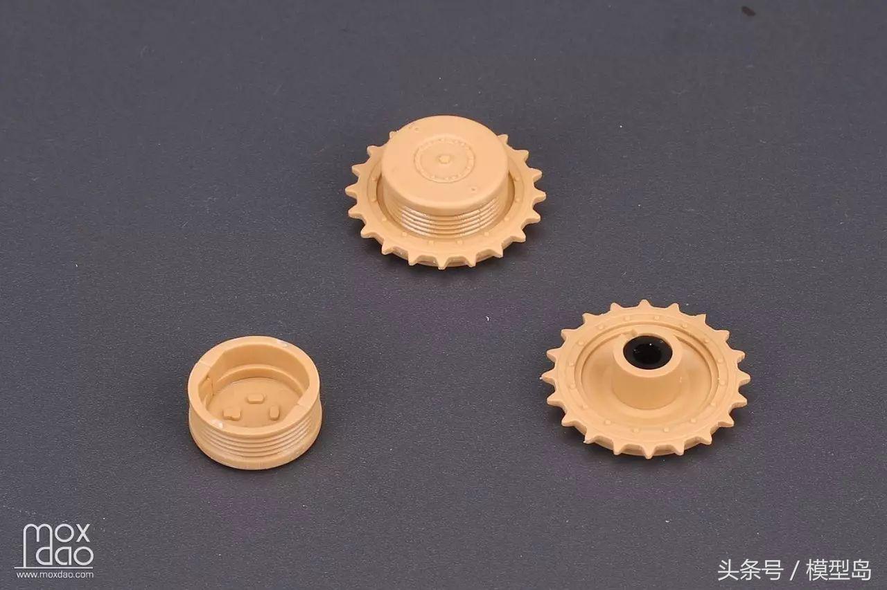 田宫新品35352圣瓦伦丁战车｜板件评测