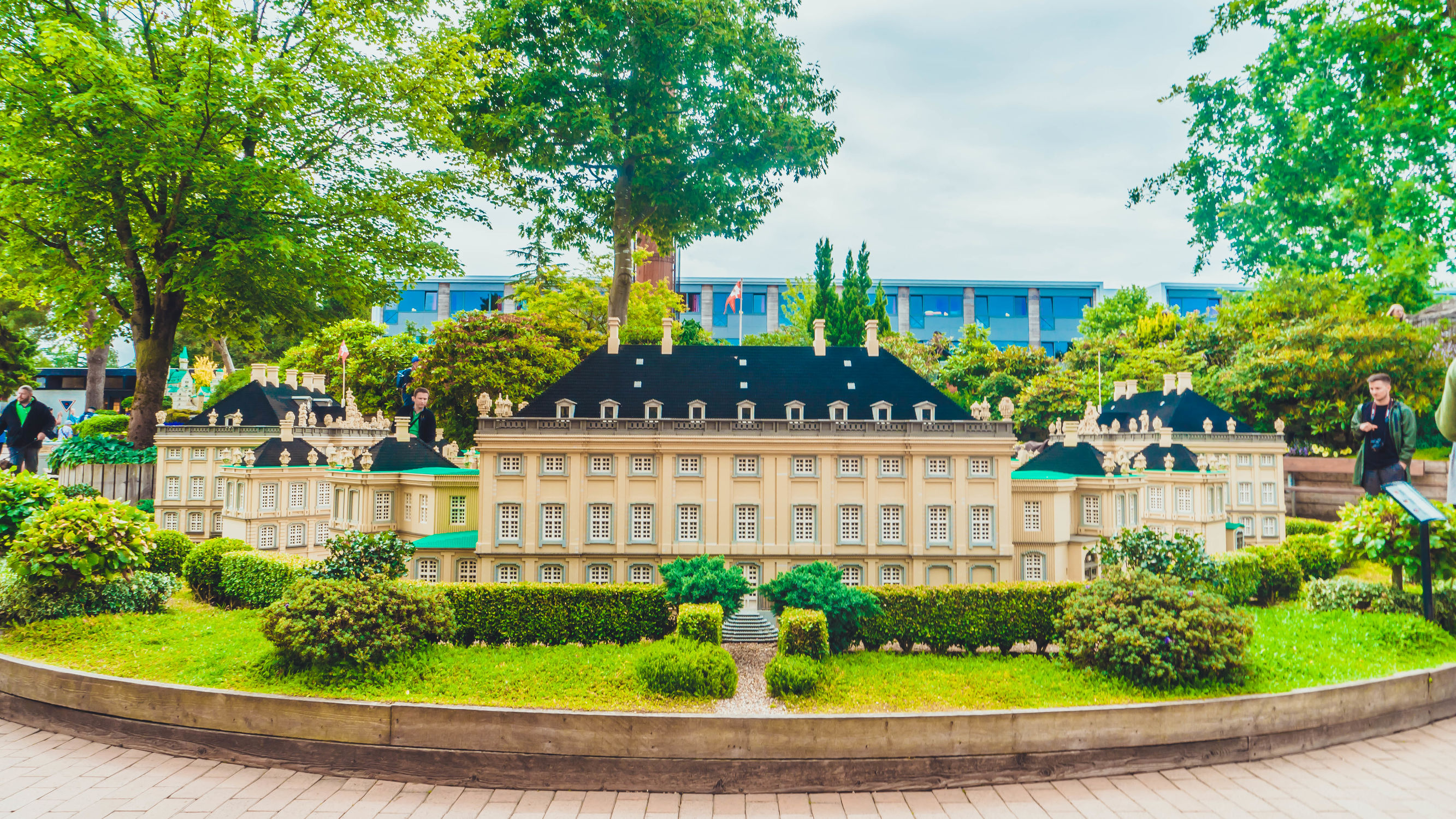 比迪士尼还厉害的游乐场,上海迪士尼乐园全部游乐场项目