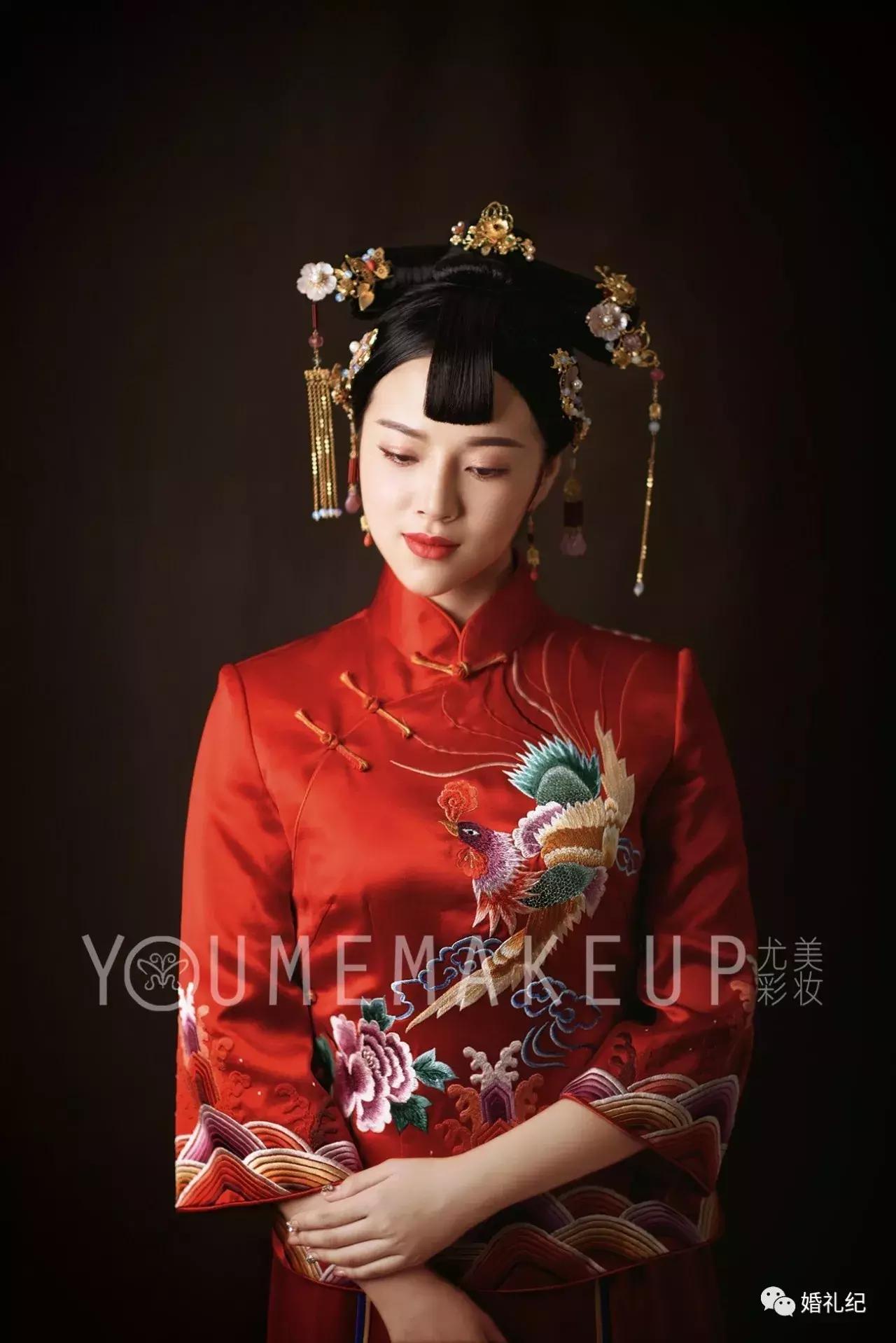 如何挑选适合中式婚礼的妆容,中式婚礼搭配