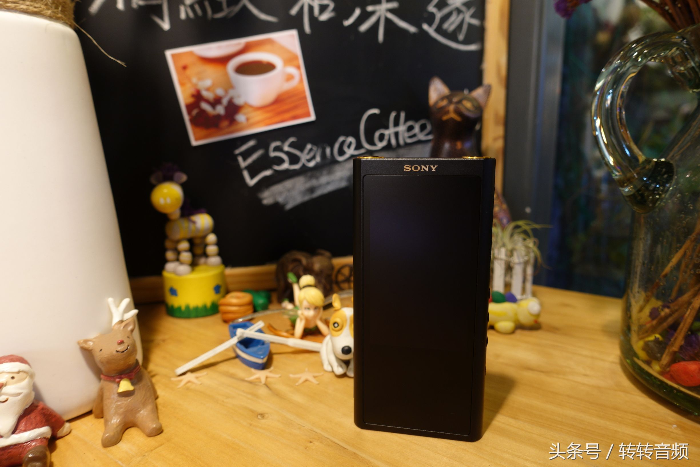 索尼zx300a和艾利和对比评测,索尼zx300a测评多少钱