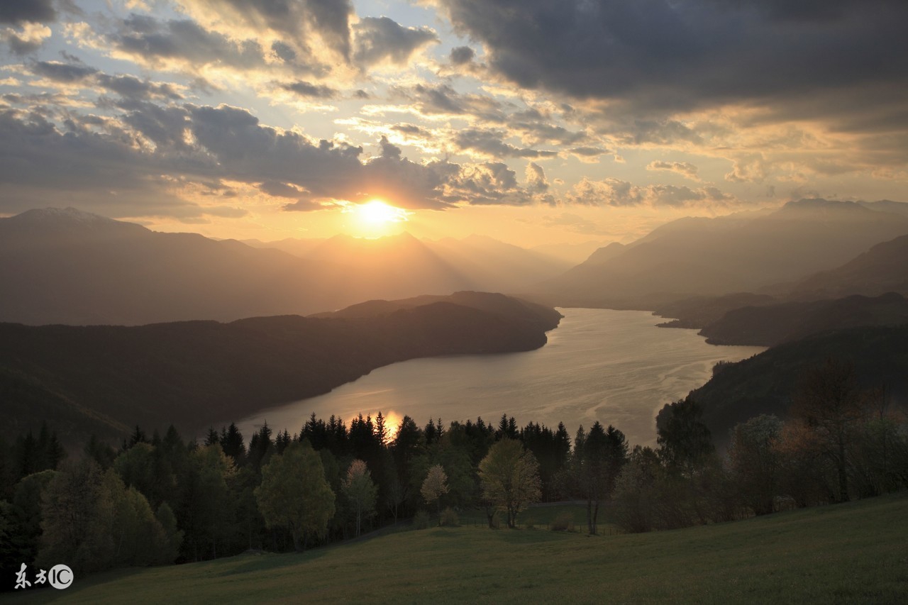 墓库冲刑是什么意思,墓库之冲