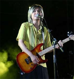 叶世荣怎么看待亚洲鼓王这个称号,叶世荣灰色轨迹架子鼓