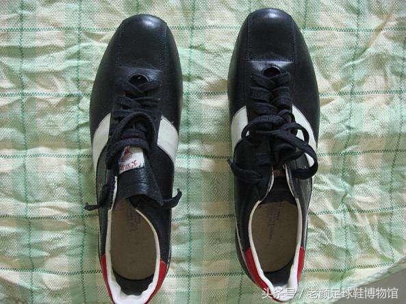 专业的足球鞋有哪几个品牌,曾经的足球鞋知名品牌有哪些