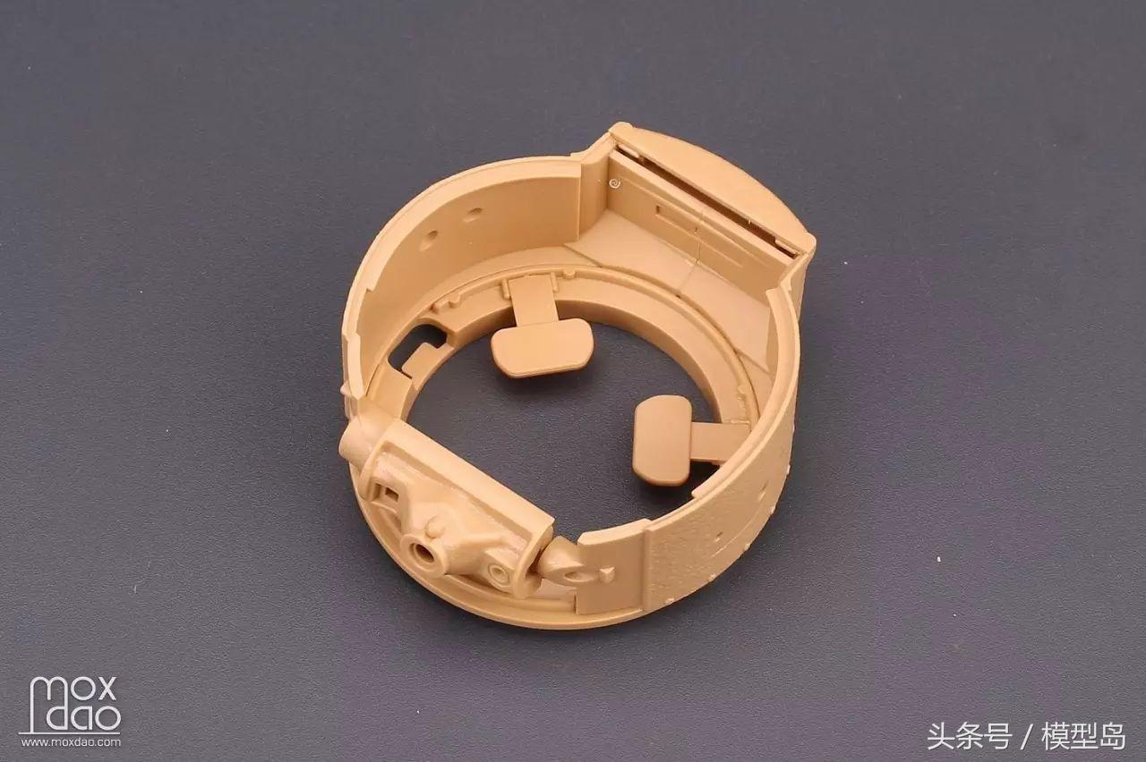 田宫新品35352圣瓦伦丁战车｜板件评测