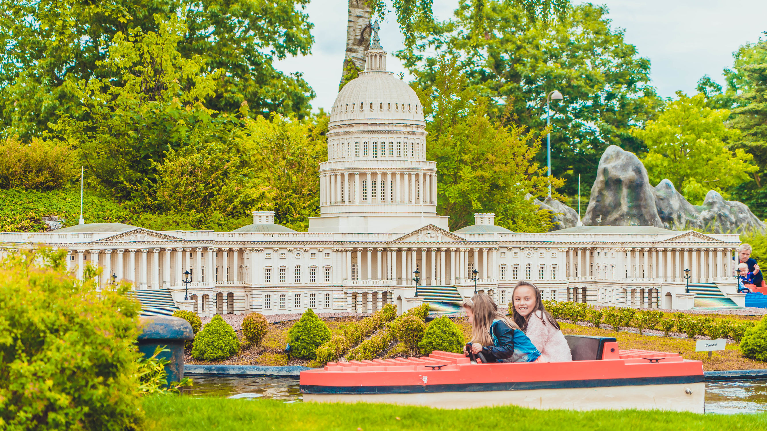 比迪士尼还厉害的游乐场,上海迪士尼乐园全部游乐场项目