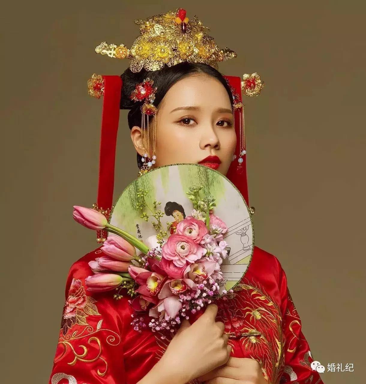 如何挑选适合中式婚礼的妆容,中式婚礼搭配