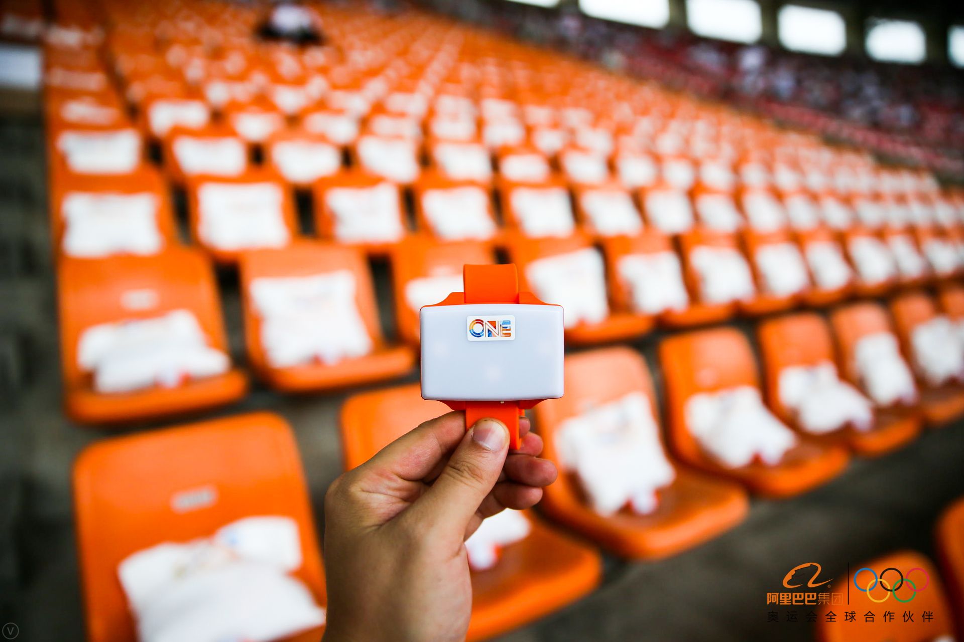 这些高清大图告诉你，今天刷屏朋友圈的阿里年会到底在玩什么？