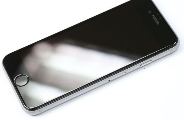 闻所未闻，大神居然对新买的手机这样做