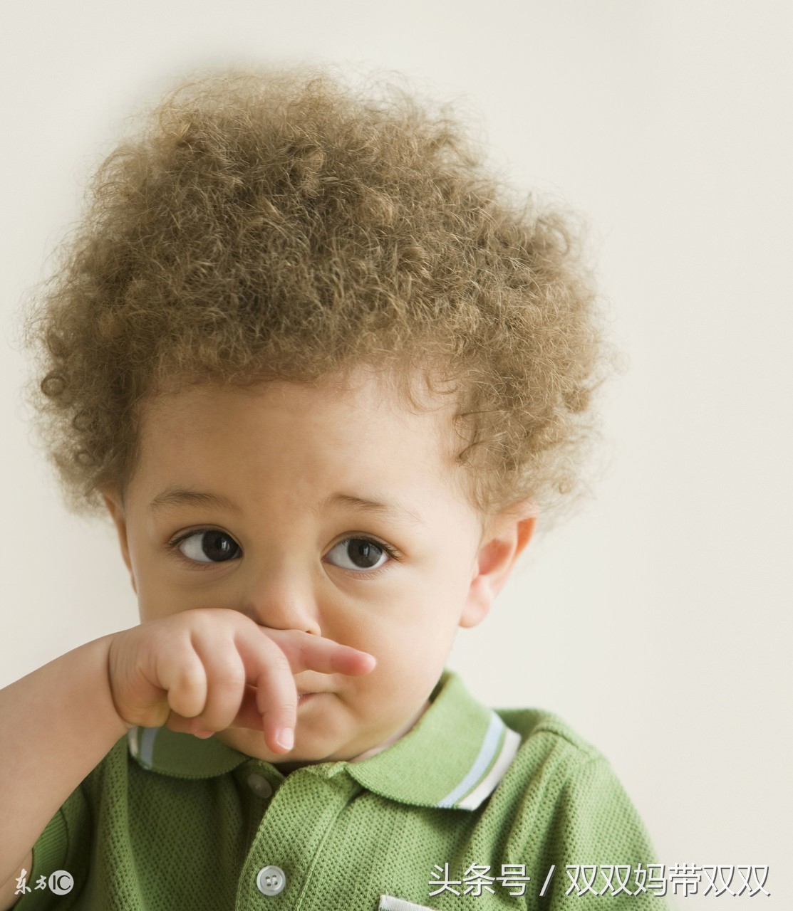 宝宝晚上睡觉鼻塞20秒自愈方法,两个月的孩子感冒晚上鼻塞严重