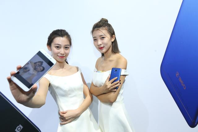 360手机vizza,360vizza手机厚度