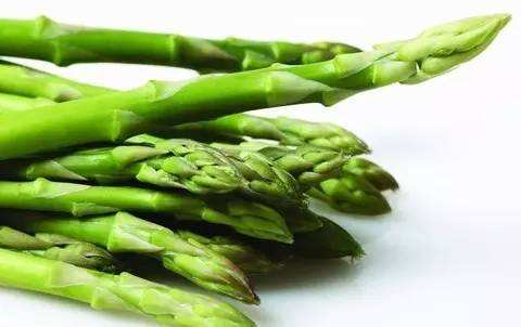 脖子上长疙瘩会是癌症吗,36岁男人脖子上长疙瘩图片大全