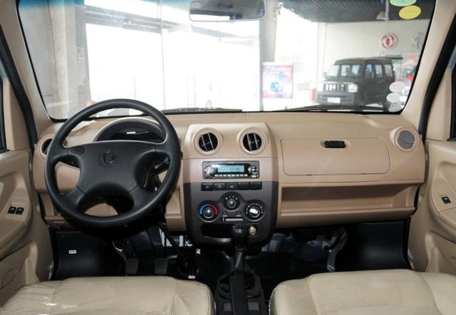 五菱宏光国产第一神车,五菱面包车最宽的是哪一款