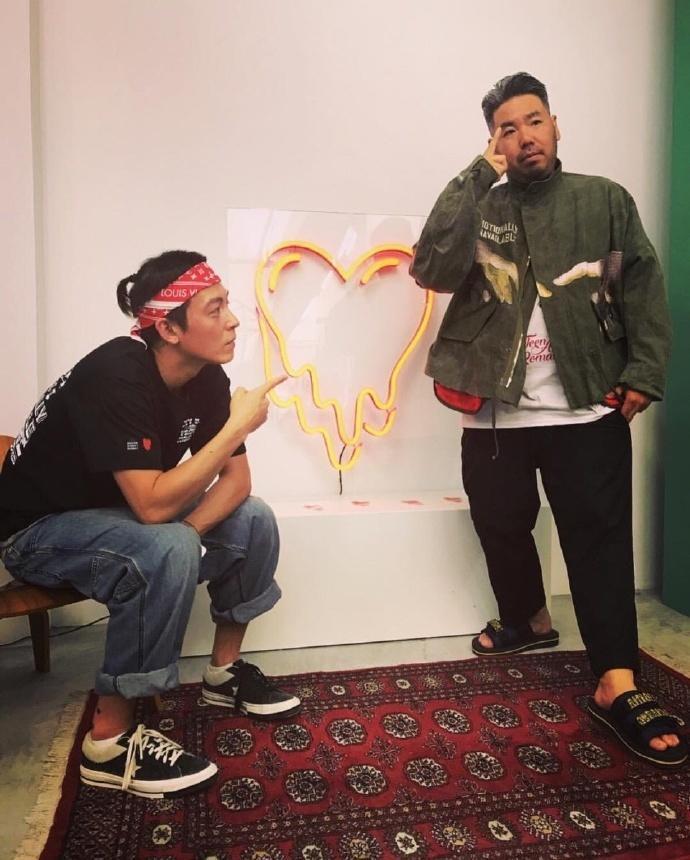 陈冠希和权志龙谁更早玩潮牌,陈冠希最新联名上脚