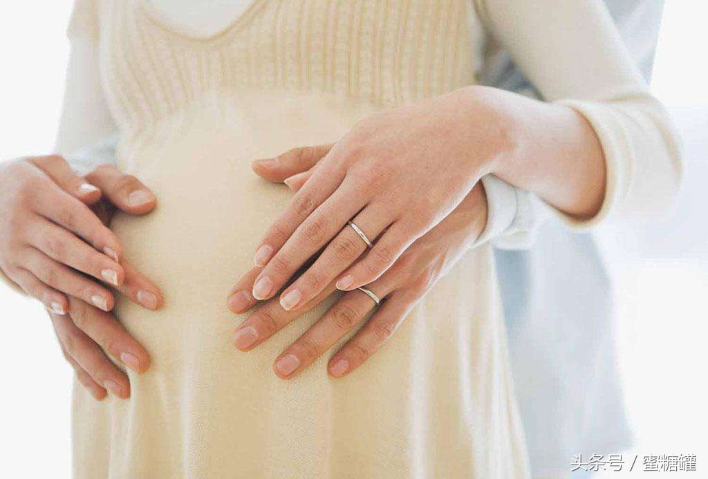 孕妇出现妊娠牙龈炎有什么危害,早期妊娠反应会牙龈肿痛吗