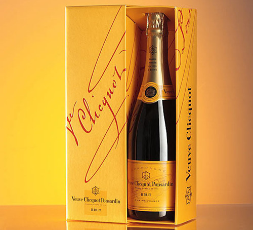 三足鼎立的奢侈品行业