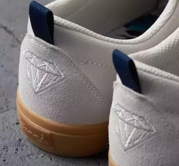 帅球鞋,帅球鞋白色