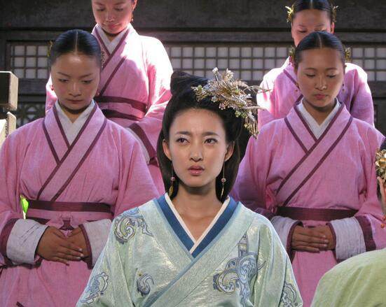 皇姐跟皇帝一宠妃联婚被拒,却被另一宠妃捡漏,其子被废悔青肠子