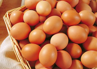 四种可以使皮肤细致光滑的食物—你们知道几种!