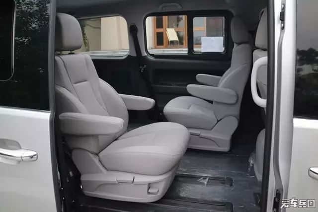 7座最耐用最省油的车5万8元左右,30万左右的7座中大型省油suv