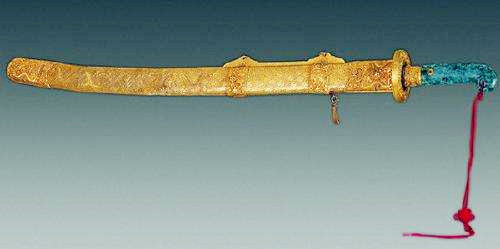 一把带着魔咒的九龙剑，谁得到它，谁不得善终