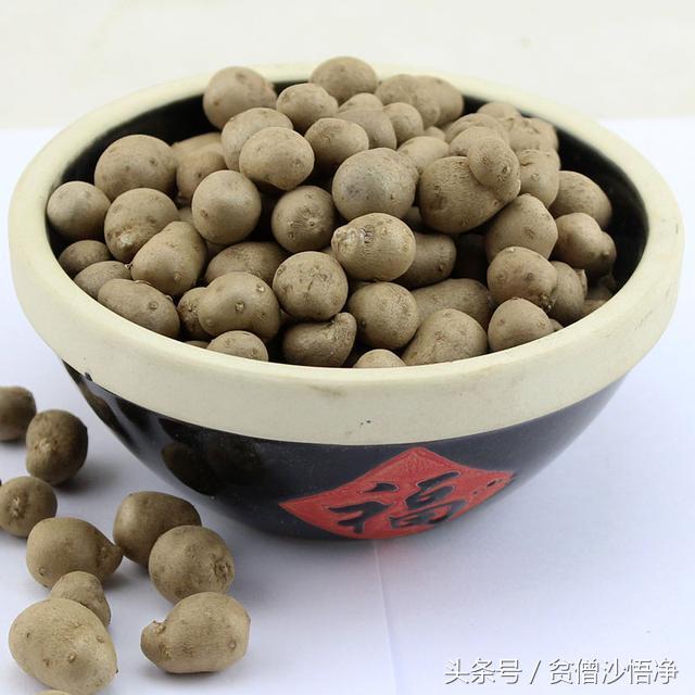 白发越来越多教你一招白发变黑发,白头发染黑天然方法