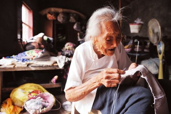 村里的诈尸事件,不吓人,反而让人潸然泪下