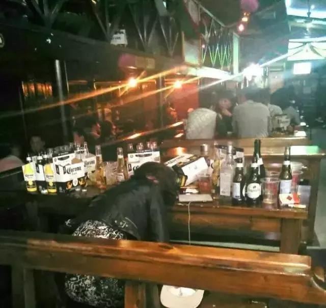 天堂超市，收留全北京喝酒和失眠的夜晚