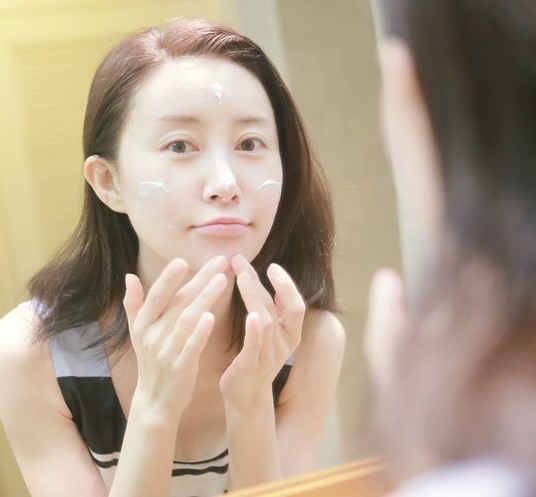 需要重点看用过这几个日本品牌洗面奶的人皮肤都慢慢好起来了