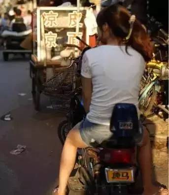 姥姥不疼舅舅不爱的人是什么性格,姥姥不疼舅舅不爱爸妈爱妹妹