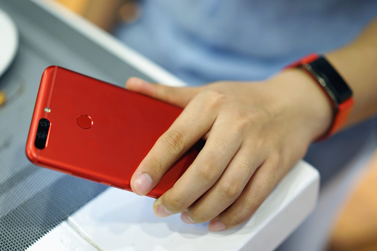 荣耀v9手机体验评测,荣耀v9真机评测