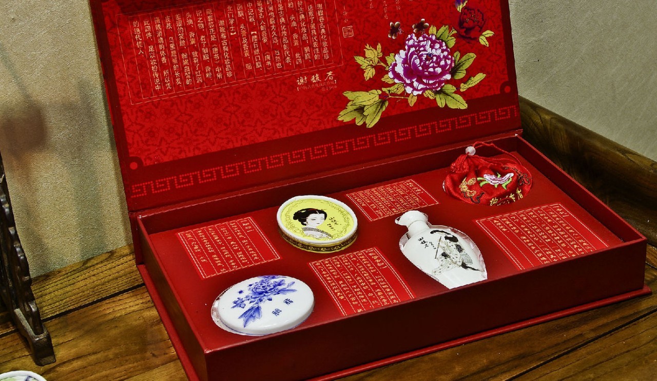 韩国美妆博主pony推荐美容仪,韩国美妆达人pony近期美照合集