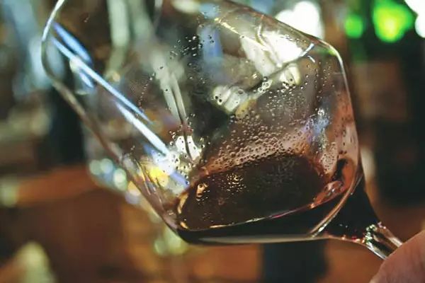 没有醒酒器,没有醒酒器用什么代替好