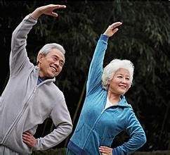 脖子上长疙瘩会是癌症吗,36岁男人脖子上长疙瘩图片大全