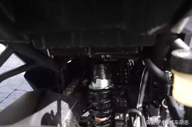 国内最便宜进口ADV来了！川崎Versys-X300售价4.75万起，但是……